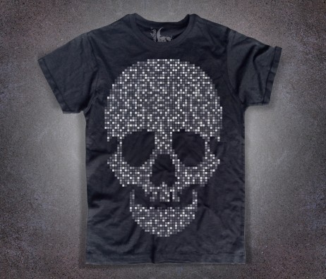 teschio pixel t-shirt uomo nera raffigurante un teschio di pixel